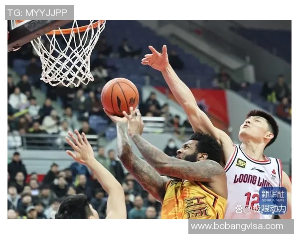 广州篮球队灵活性排名第三展现出色团队配合与战术执行能力